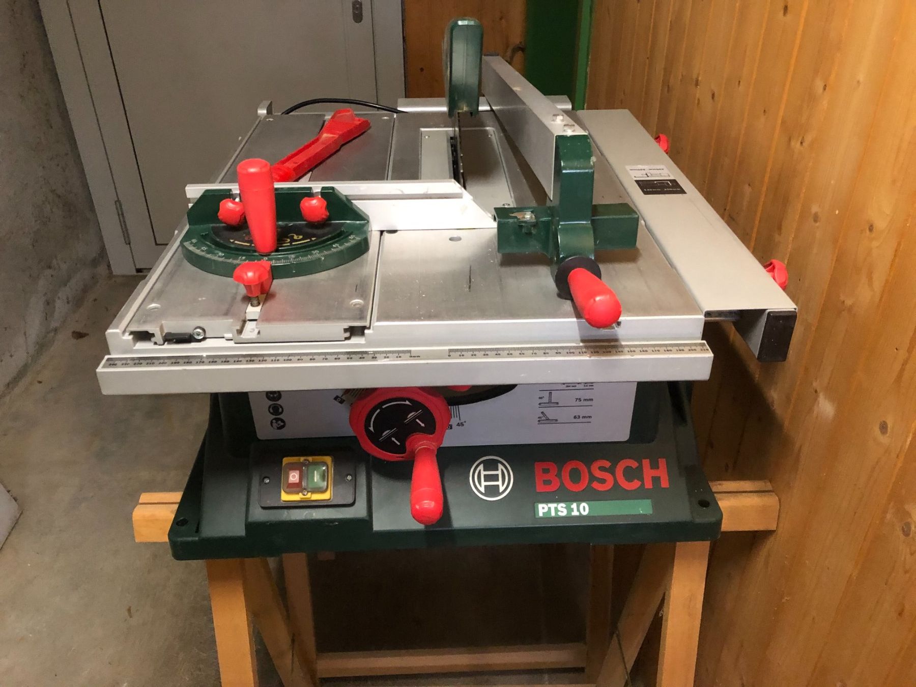 Bosch Seghe: Bosch Tischkreissäge PTS 10 – Usato da Füllinsdorf venduto da Kater46