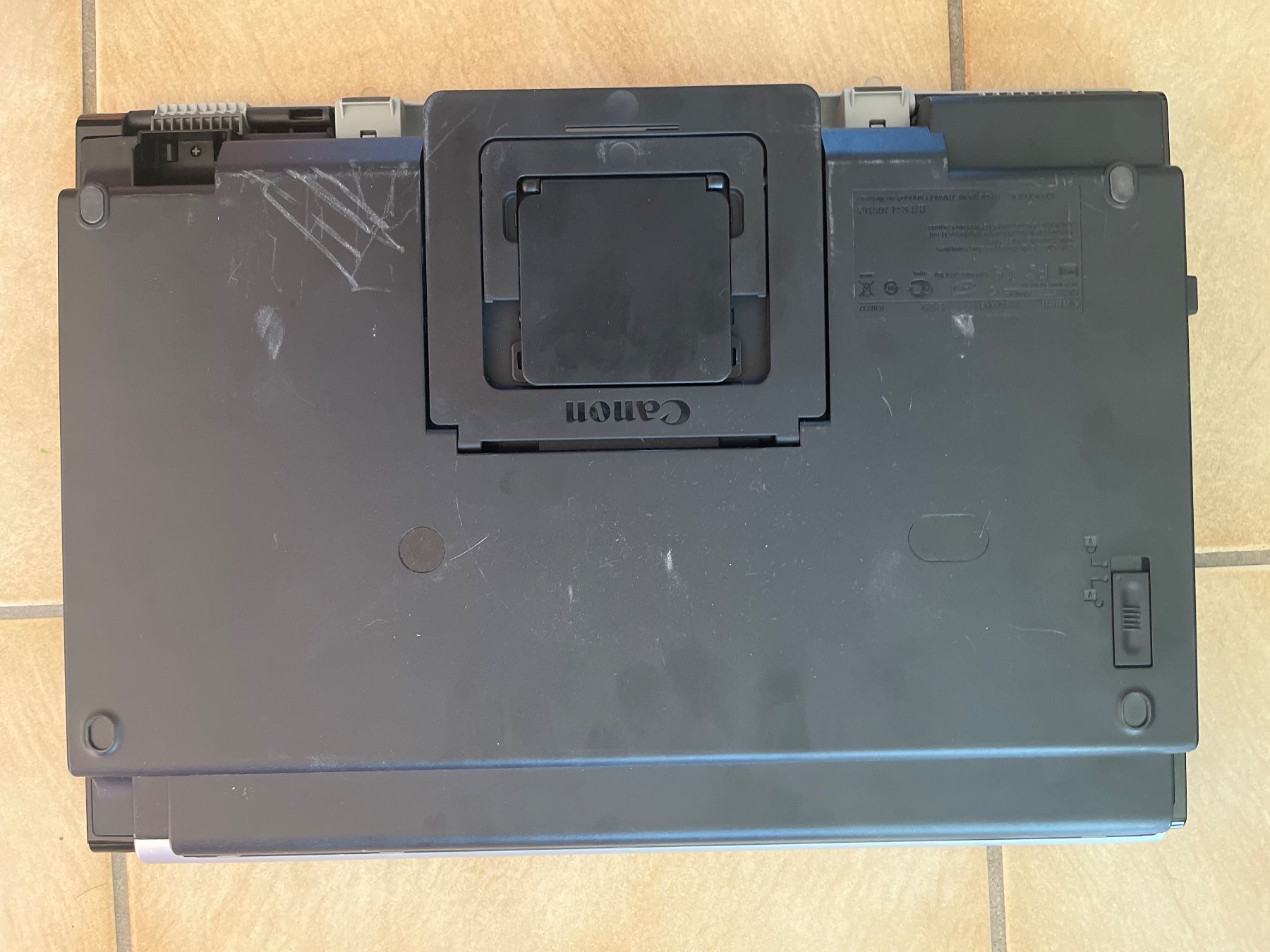Canon Scanner: Scanneur CANON CanoScan LiDE 700F – Usato da Vernayaz venduto da Darkfrost 2