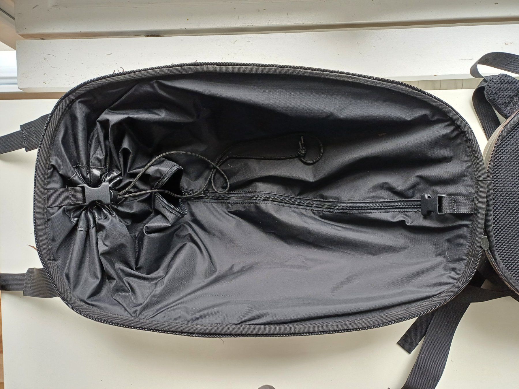 Zaini: Ski Snowboard Rucksack – Usato da Zermatt venduto da Fuego3 3