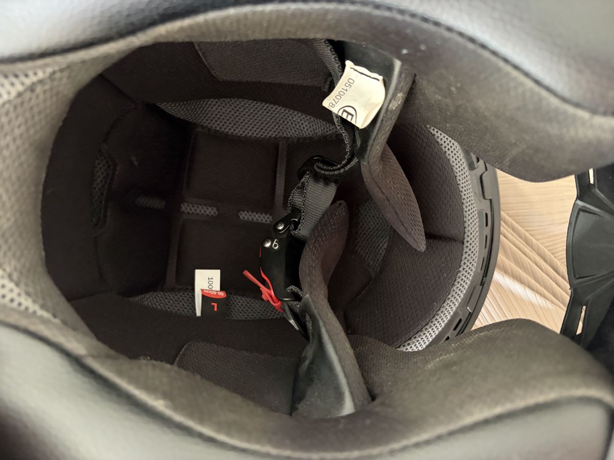 Helme & Visiere: Helm – Neu (gemäss Beschreibung) aus Chur von ans_285b 4