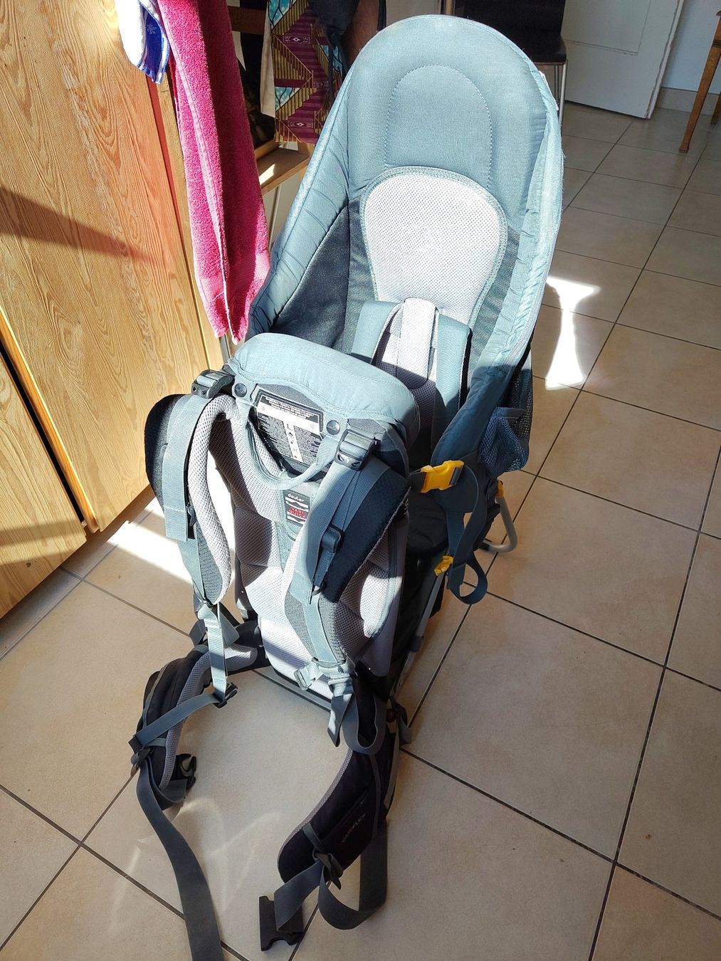 Deuter Marsupi portabebè: Deuter Kid Confort III – Usato da Lausanne venduto da lozed