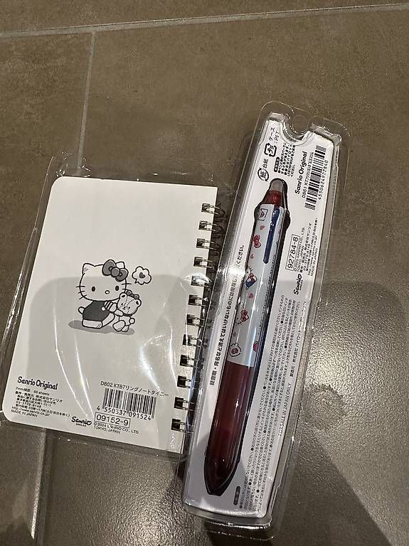 Schreibblöcke: Hello Kitty Notizbuch + Kugelschreiber  – Gebraucht aus Emmenbrücke von tut_bfx2 1