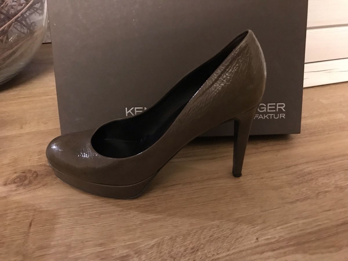 Kennel + Schmenger Damenschuhe: Kennel & Schmenger Lack Optik Pumps – Neu (gemäss Beschreibung) aus Niederuzwil von nic_qjk5
