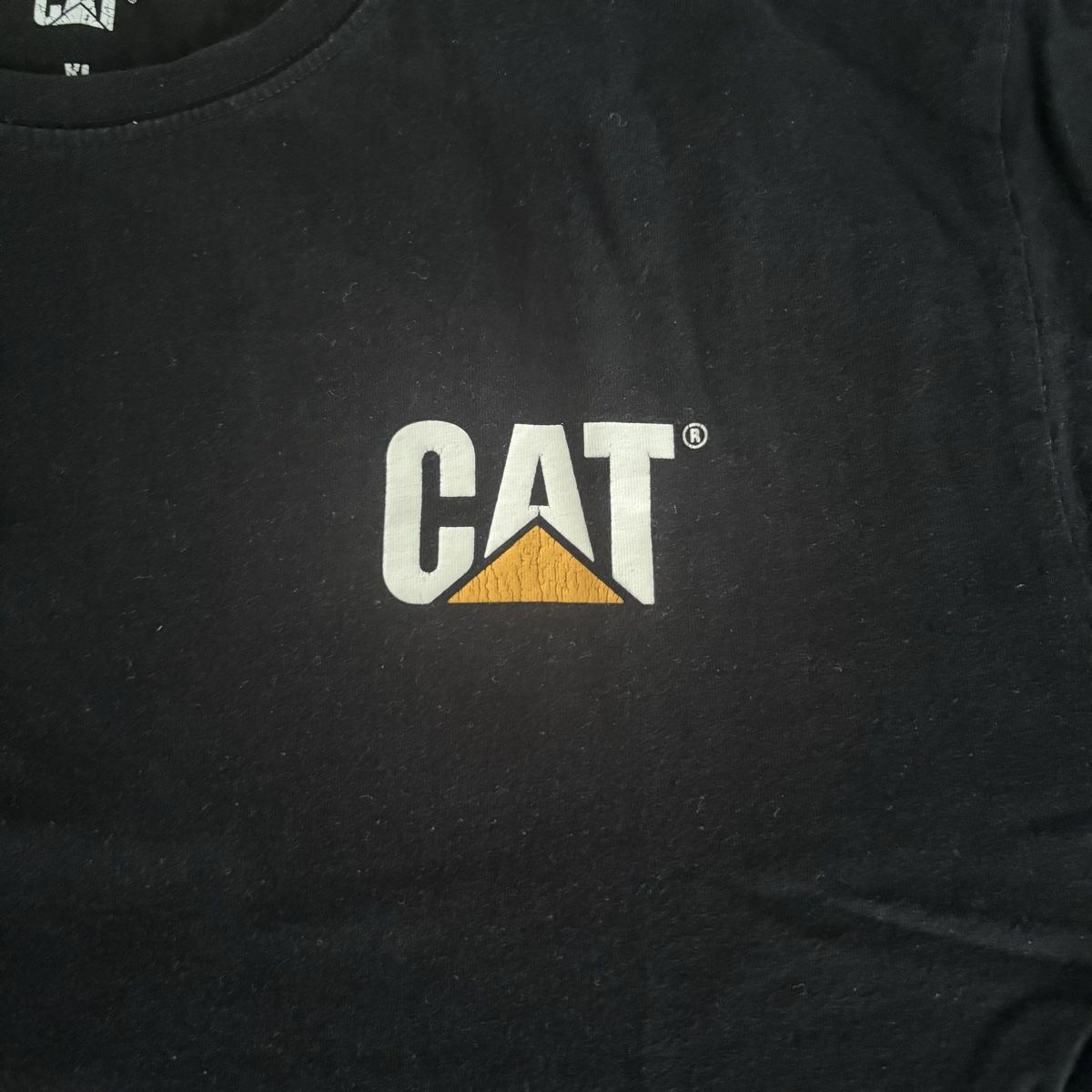Caterpillar T-shirt: Maglietta da Lavoro CAT – Usato da Solduno venduto da podstanar53 1