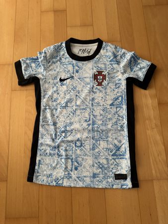 Kinder Fussballtrikot Portugal Grösse M guter Zustand