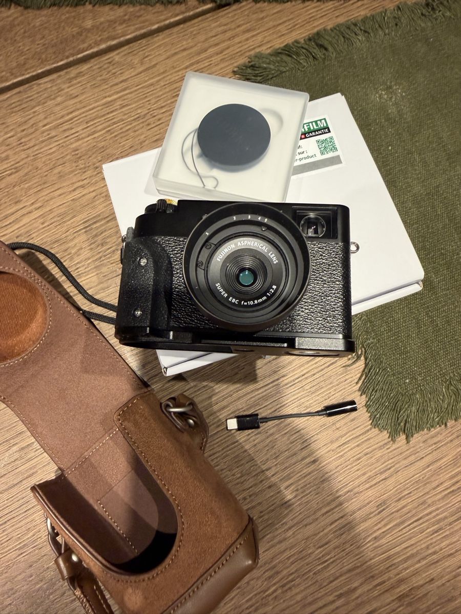 Fujifilm Fotocamera: Fujifilm X-HF1 Xhalf Corpo+Accessori – Usato da Bellinzona venduto da Andreea90