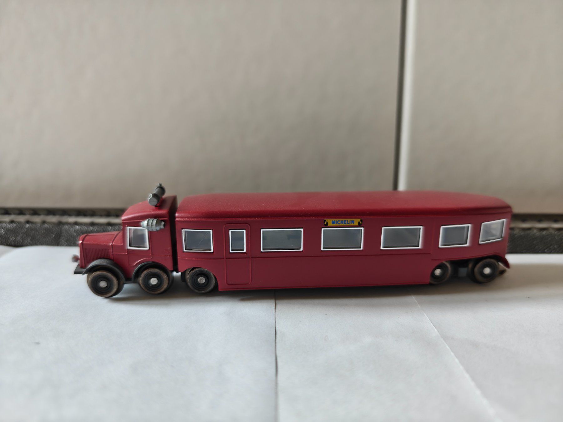 Märklin Modellini di ferrovie: Märklin H0 3124 Michelin WS digital – Usato da Bern venduto da JGBahn 1