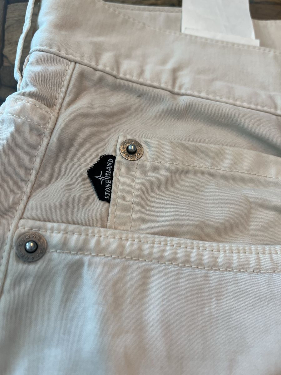 Stone Island Hosen: Stone Island Chinos  – Gebraucht aus Oberwil BL von Babylon0 2