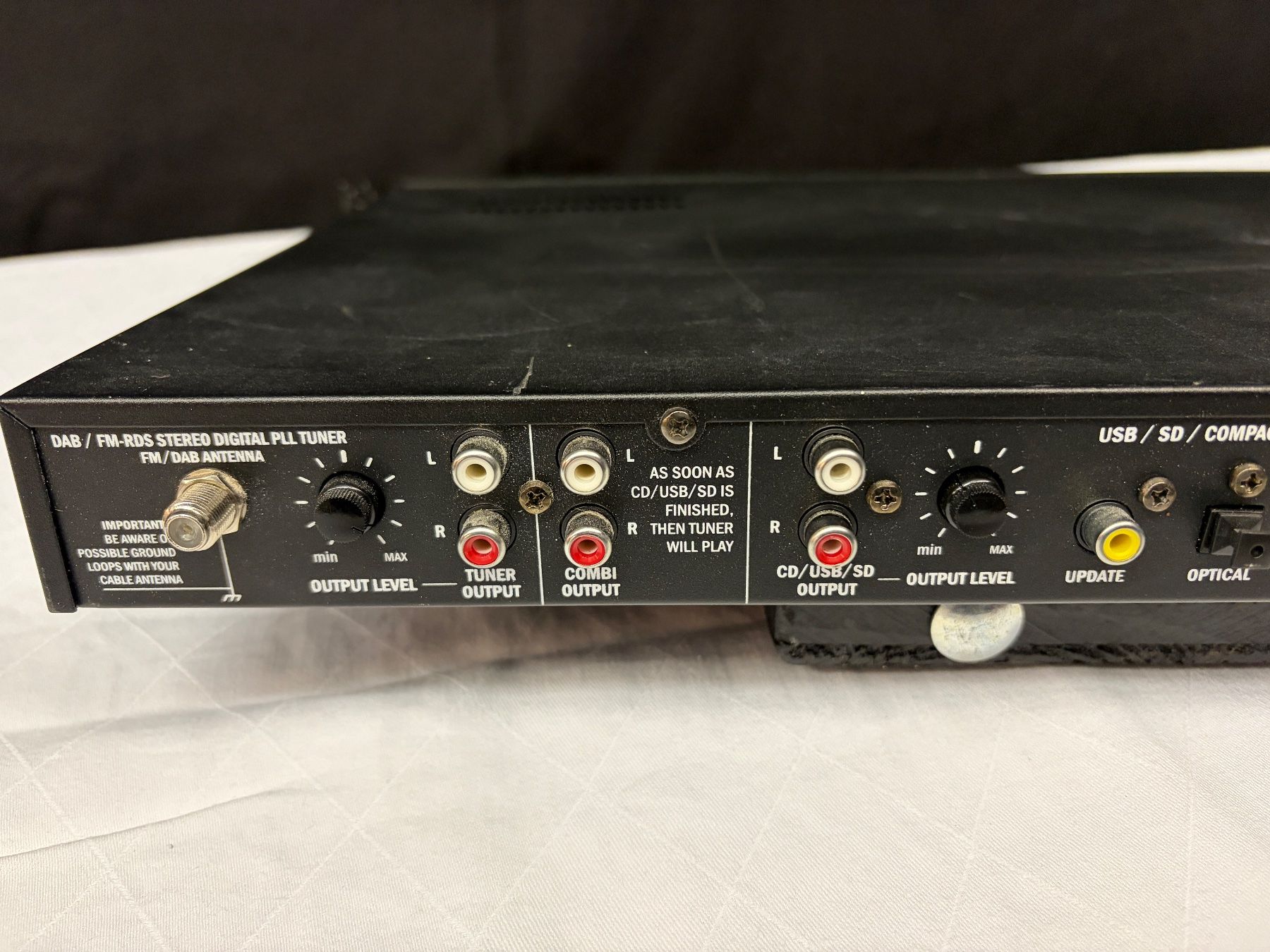 Sistemi audio & multimediali: Multimedia-Player Apart PCR3000R – Usato da Neftenbach venduto da causkanasa 4