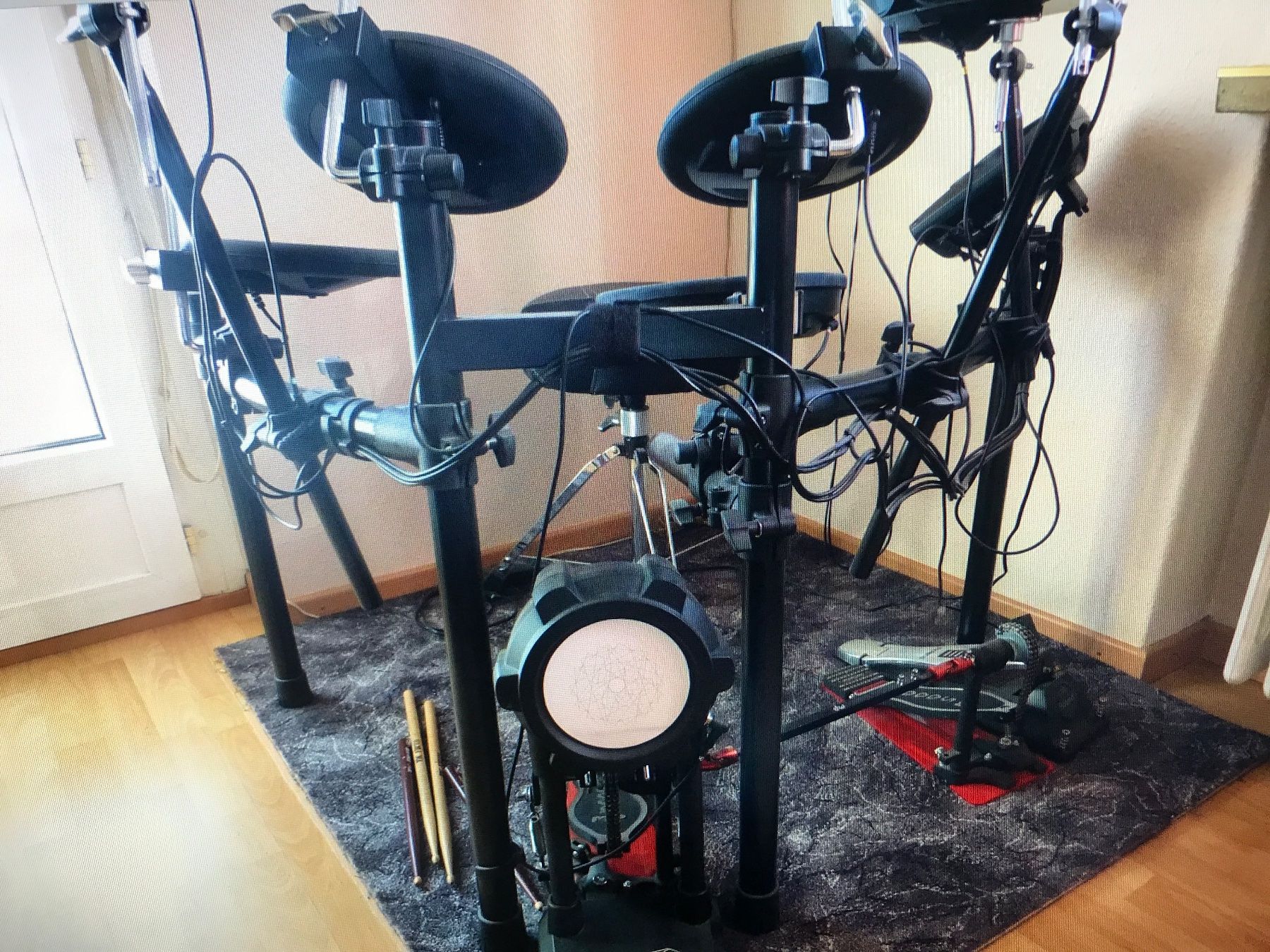 Roland Strumenti musicali: Batterie électronique Roland td-11 – Nuovo (secondo la descrizione) da le locle venduto da caryl