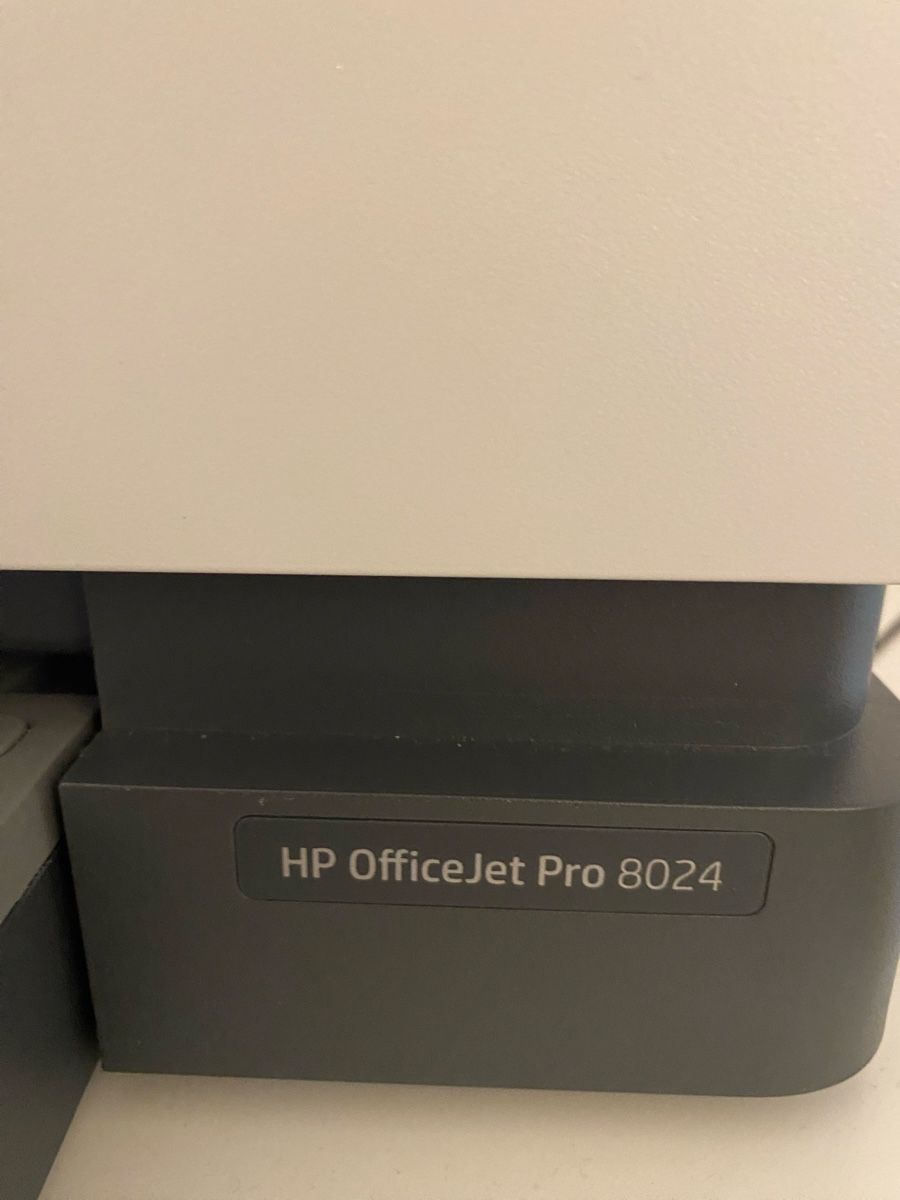 Hewlett Packard Stampanti: HP OfficeJet Pro 8024 Drucker/Kopierer/Scanner – Usato da Basel venduto da lorged 2
