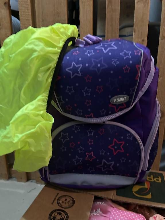 Sacs & sacs à dos: Schulrucksack Mädchen – D'occasion à Ittigen par tij_dvs7