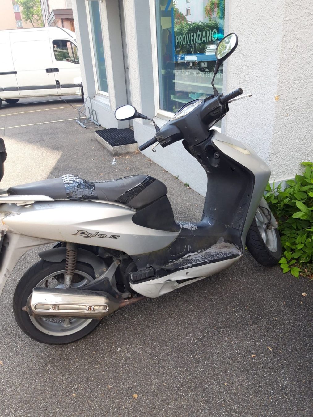 Scooters: Honda SES 125 Dylan – Gebraucht aus Schlieren von Acacias
