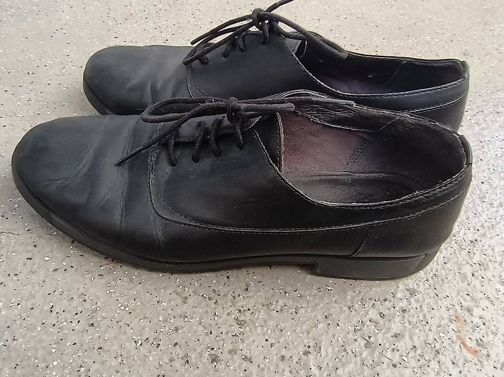 Camper Scarpe da donna: Schwarze Schuhe von Camper Grösse 39 – Usato da Zürich venduto da Melianea 3