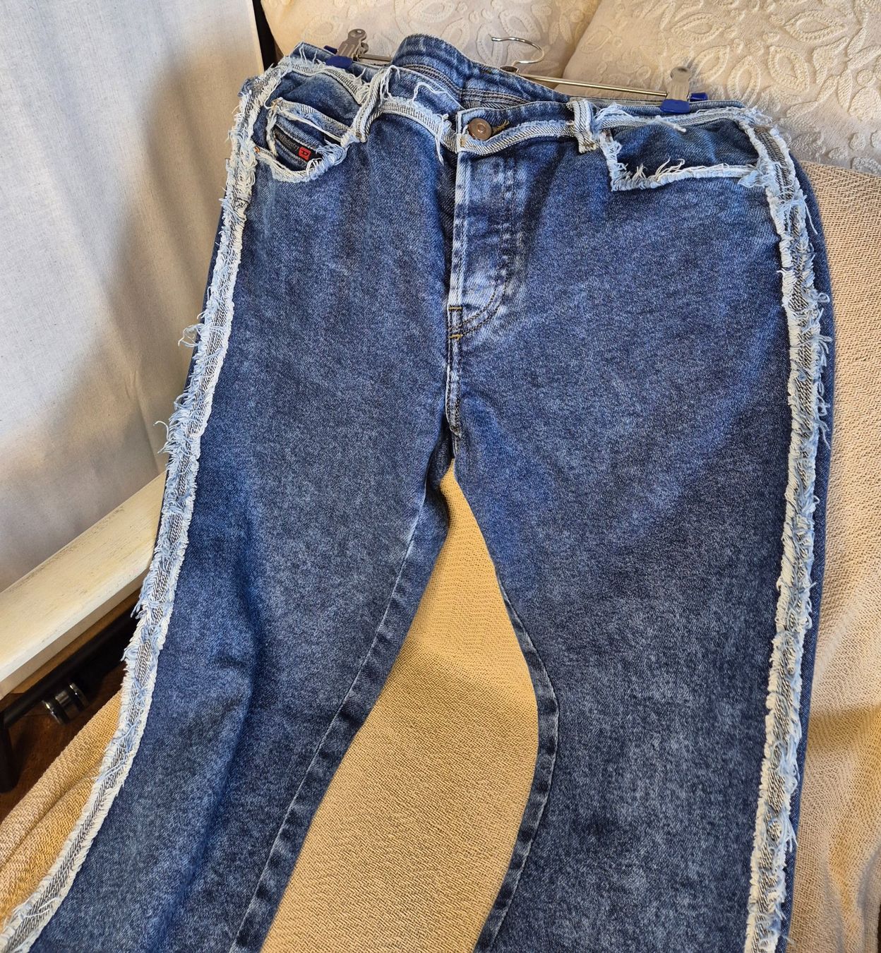 Diesel Jeans: Diesel Jeans – Usato da Leissigen venduto da ali_k9v8 2
