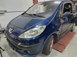 Peugeot 1007 1.6 