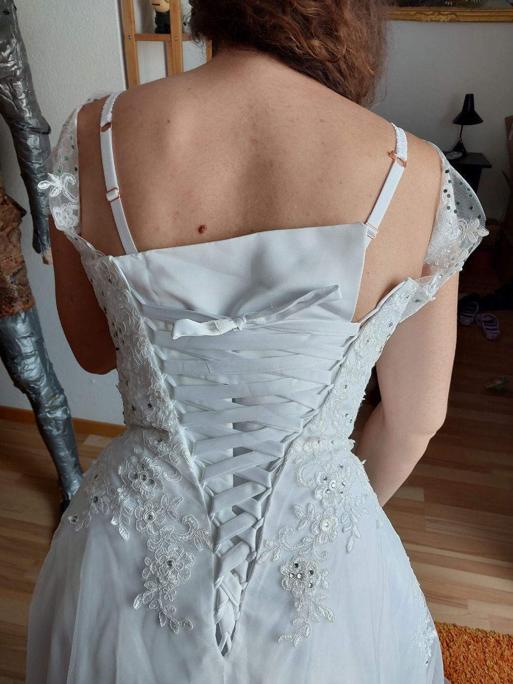 Vestiti: Hochzeitskleid – Nuovo (secondo la descrizione) da Oensingen venduto da acl_62hq 1