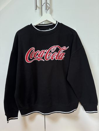 H&M Coca Cola Pullover