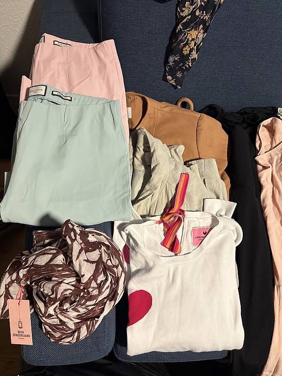 Lotti di vestiti: Kleiderpaket diverse Grössen Second Hand – Usato da Unterägeri venduto da mar_96hk 2