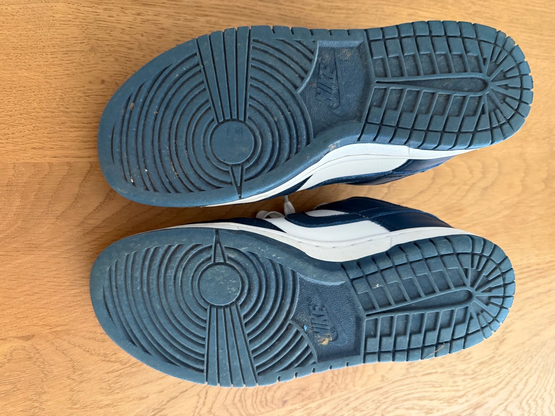 Scarpe da uomo: Nike Sneakers Gr. 42 – Usato da Zürich venduto da JBZH 1