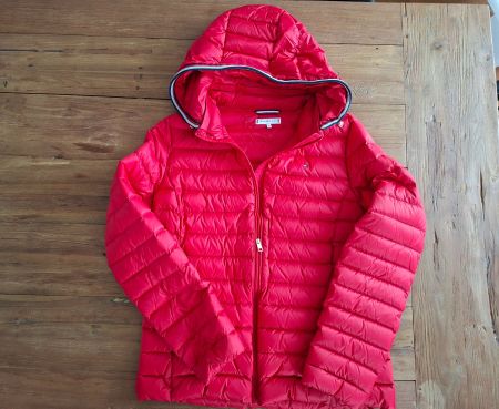 Tommy Hilfiger Daunenjacke Rot, Grösse M - Winter!