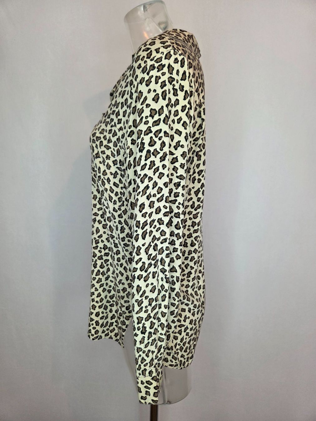 Camicette: Vintage Seidenbluse Leo Gr. 36 – Usato da Bern venduto da -Aniko- 1
