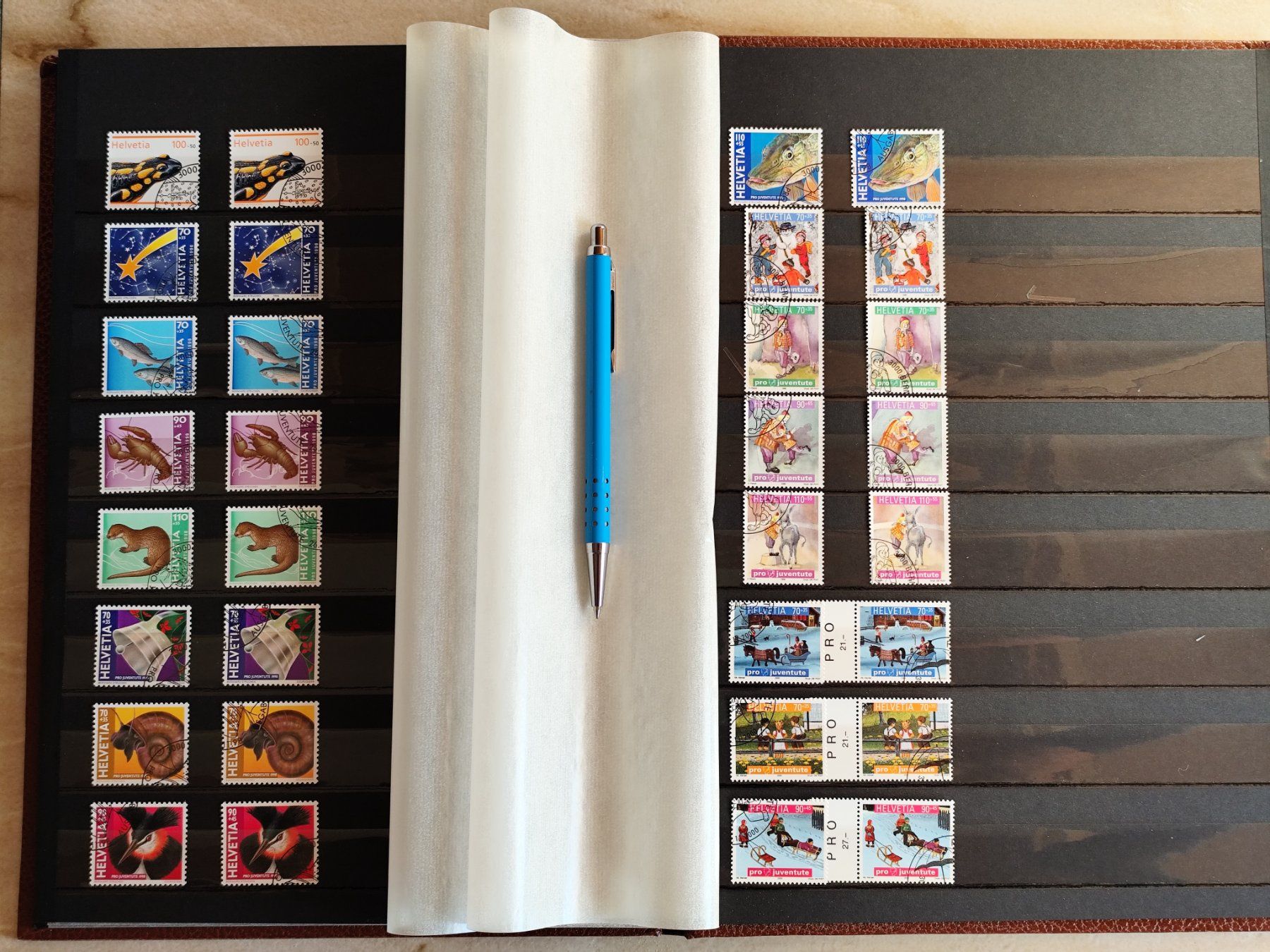 Tutti i francobolli: Album mit Schweizer Briefmarken - Pro Juventute – Usato da Ermenswil venduto da easyric 6
