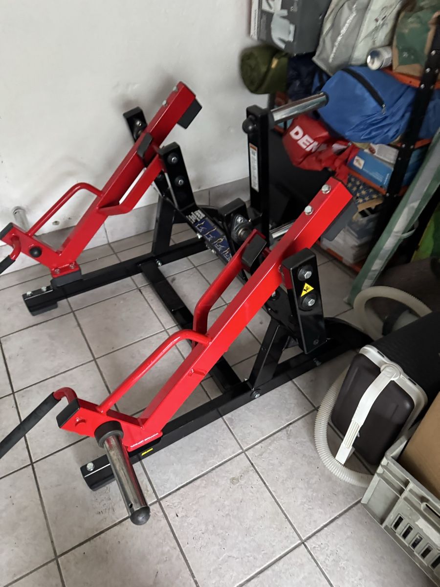 Hometrainer: Hammer Strength Ground Base Squat/High Pull-Top Zustand! – Usato da St. Margrethen SG venduto da taf_alb 4
