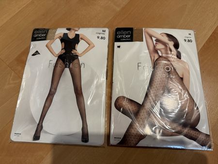 Deux paires de collants Neuf ! Taille M (ellen amber) .