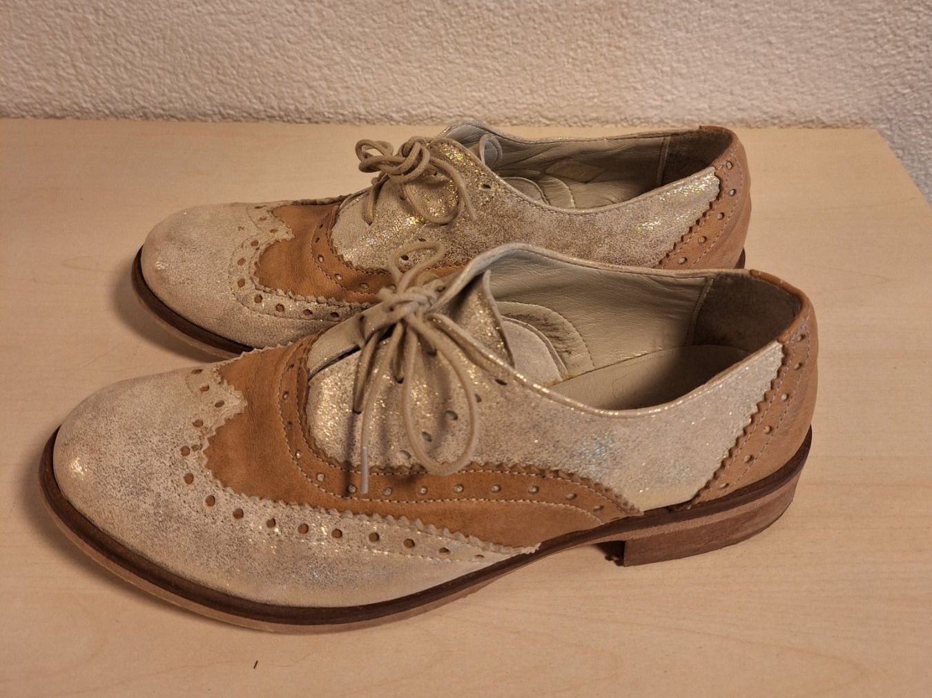 Scarpe da donna: Schuhe Gr. 38 – Usato da Lalden venduto da car_7w2l 2