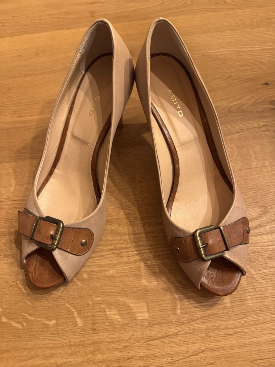 Damenschuhe: Damenschuh Pums – Gebraucht aus Rudolfingen von lucileneraschle