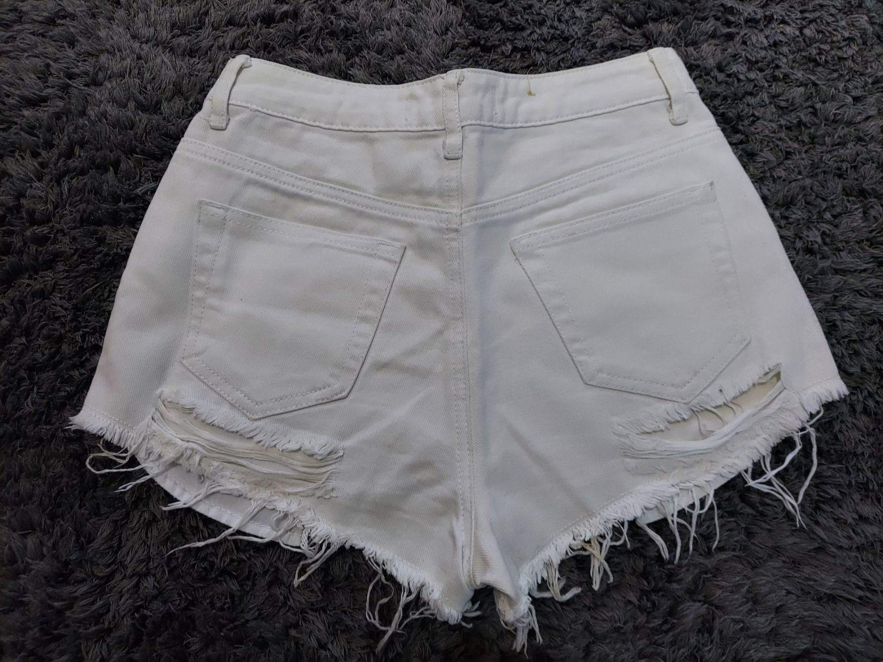 Pantaloni: Pantaloncini – Usato da tenero venduto da Mam74 1