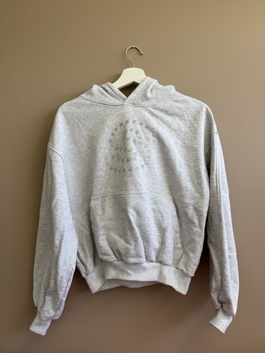 Scuffers Pullover & Sweatshirts: Sweat capuche gris scuffers taille S – Neu (gemäss Beschreibung) aus Fully von Luca_J.F.