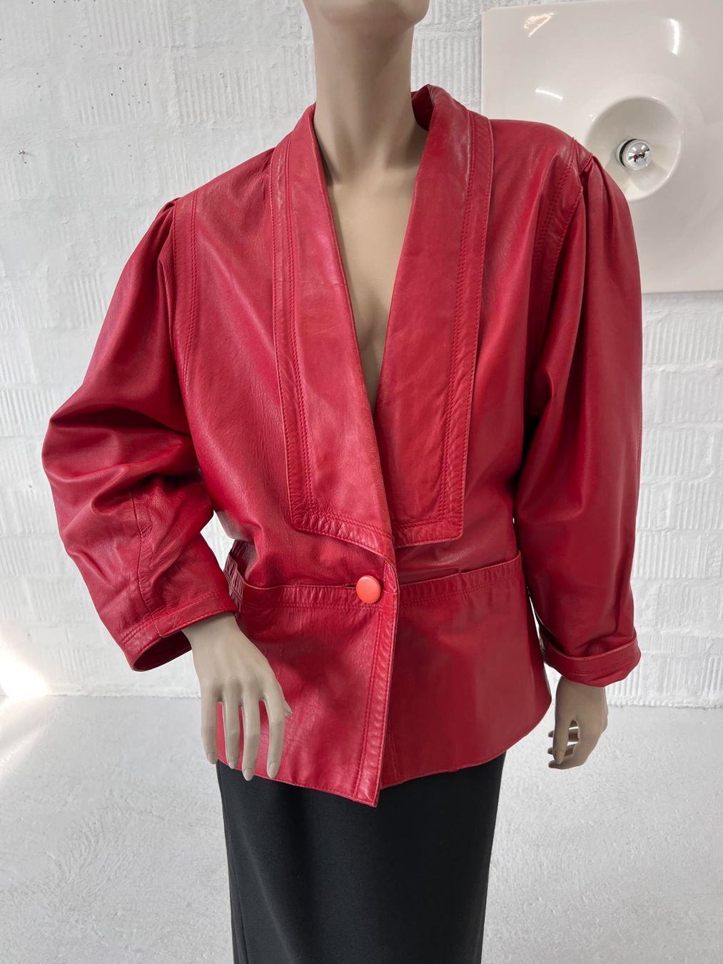 Giacche: Vintage 80er Jahre Leder-Jacke – Usato da Walzenhausen venduto da stilvollwohnen 4