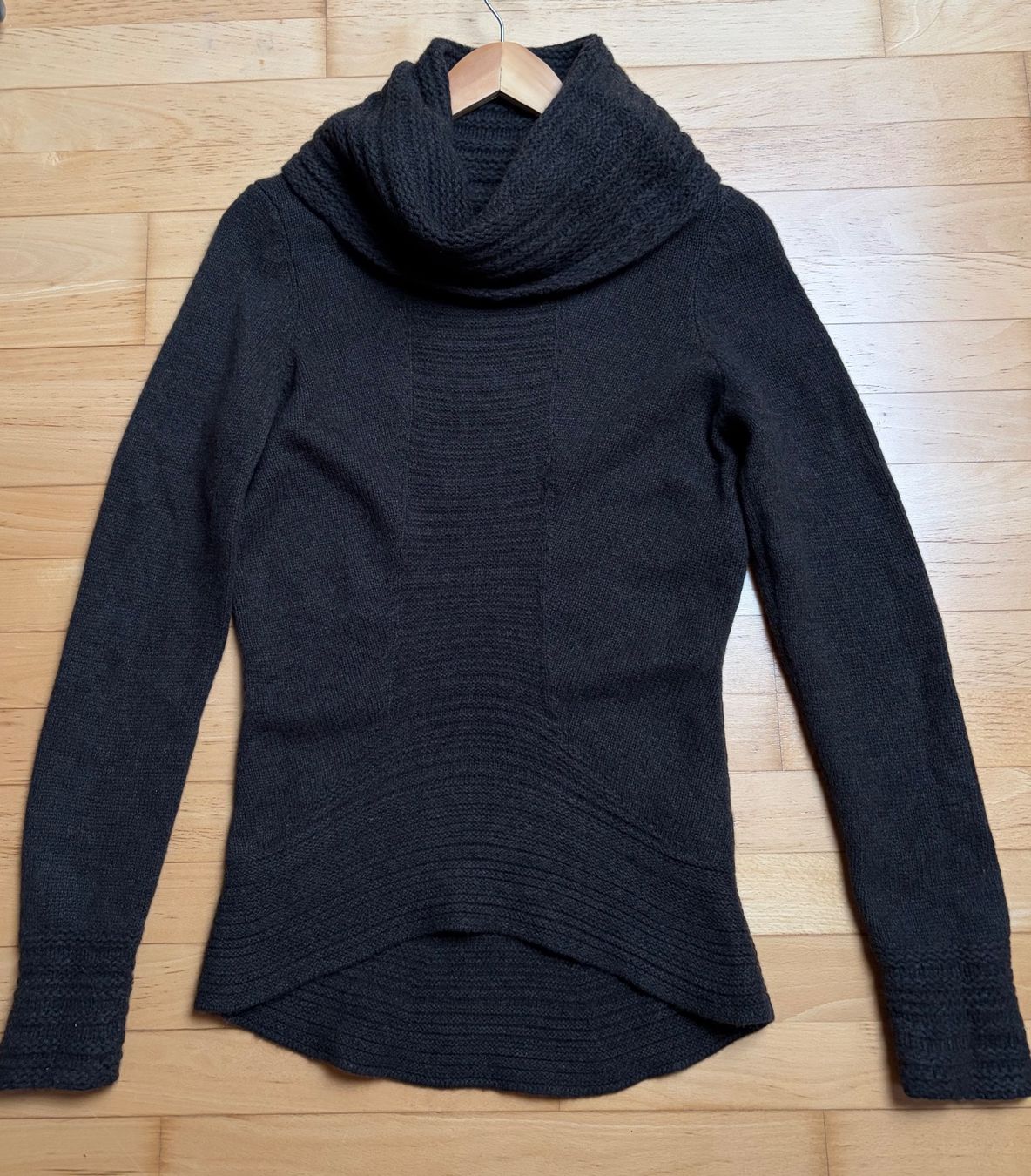 Hugo Boss Maglioni & Felpe: Hugo Boss Orange Wolle Pullover Gr.S – Usato da Unterägeri venduto da Jutka_04 4