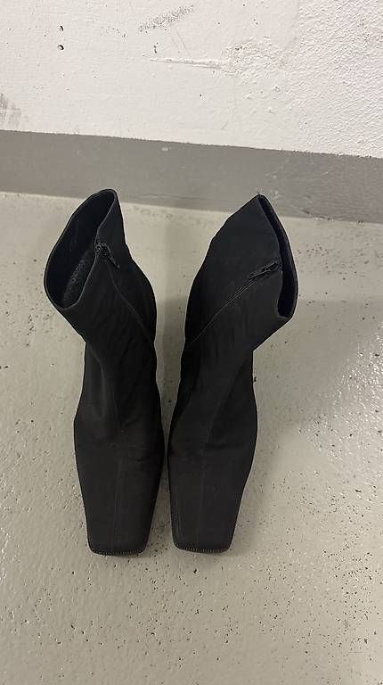 Scarpe da donna: Schuhe spitz Stiefeletten Karree Gr 38 – Usato da Zürich venduto da kim_m7hk 1