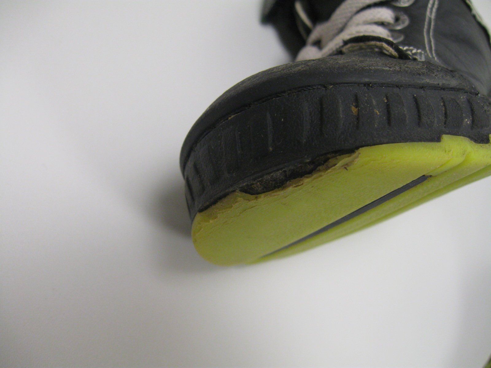 Kickers Schuhe für Jungen: KICKERS Leder Stiefelette EU 30 Klettverschluss Halbschuh – Gebraucht aus Romanshorn von samo1974 7