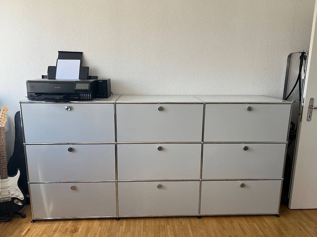 USM Schränke: USM Haller - hellgrau – Gebraucht aus Zürich von jug01