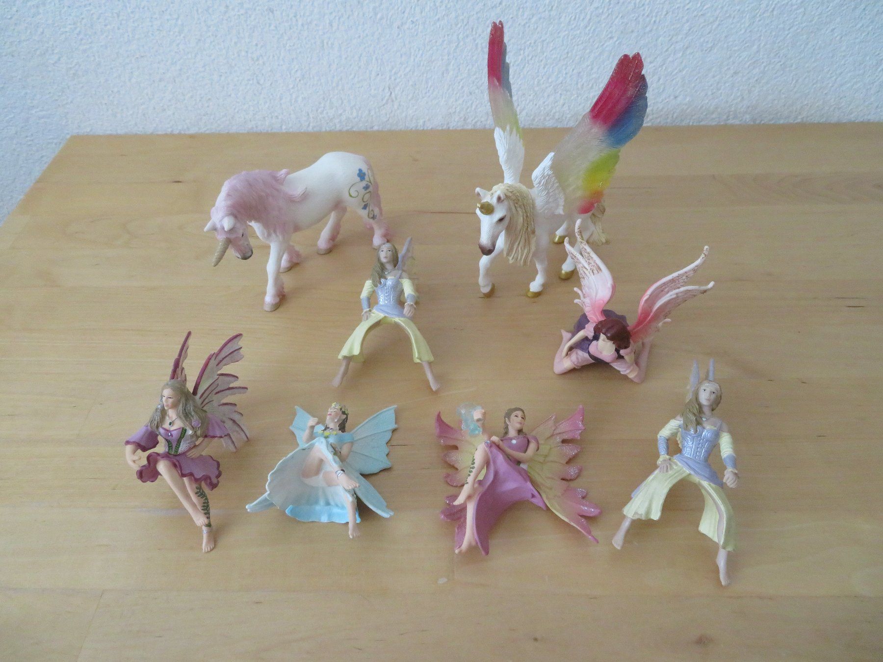 Schleich Spielzeuge: SCHLEICH "Einhörner und Fantasy Figuren" – Gebraucht aus Zürich von piroma