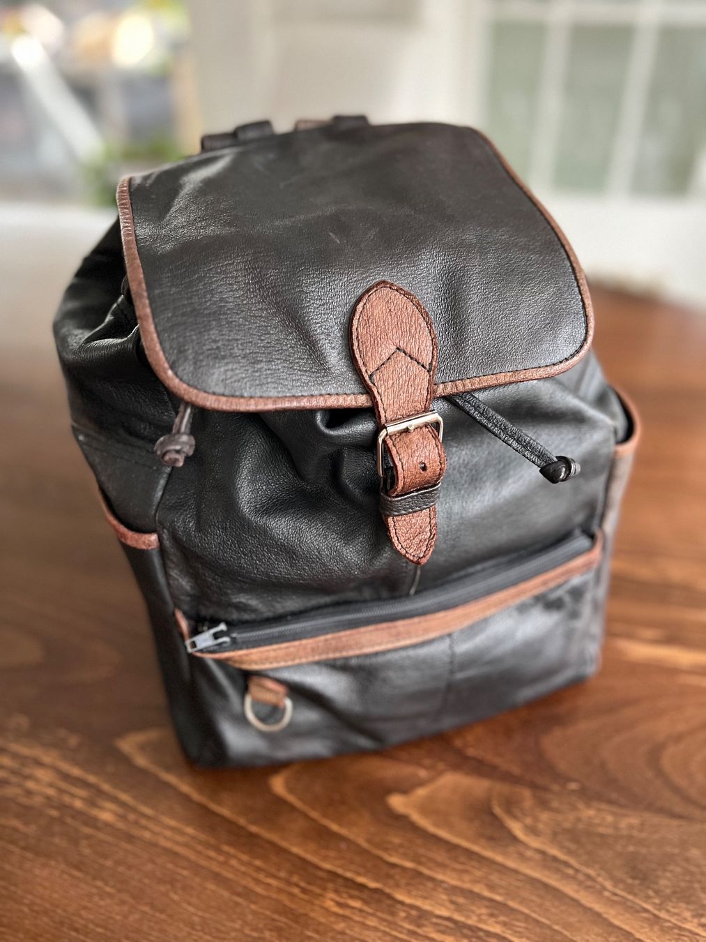 Zaini: Schöner Lederrucksack braun – Usato da Ebmatingen venduto da Mistelu