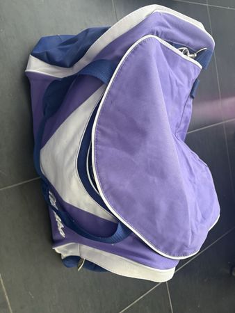 Große Sporttasche + passende kleine Kühltasche 