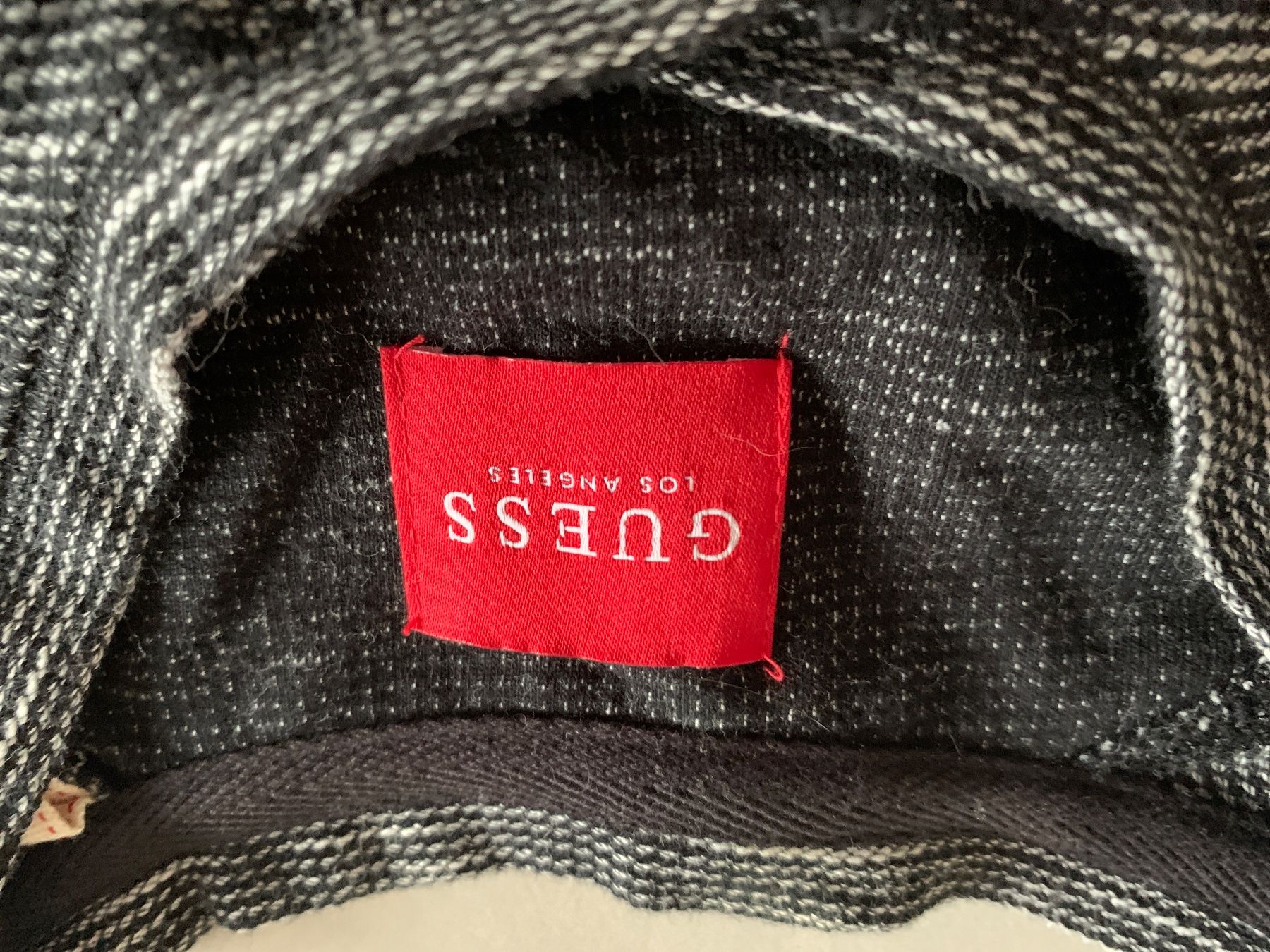 Guess Pulls & Sweat-shirts: Pullover GUESS Gr. 50 – Neuf (Voir description) à Zuzwil SG par Ibohaus 2