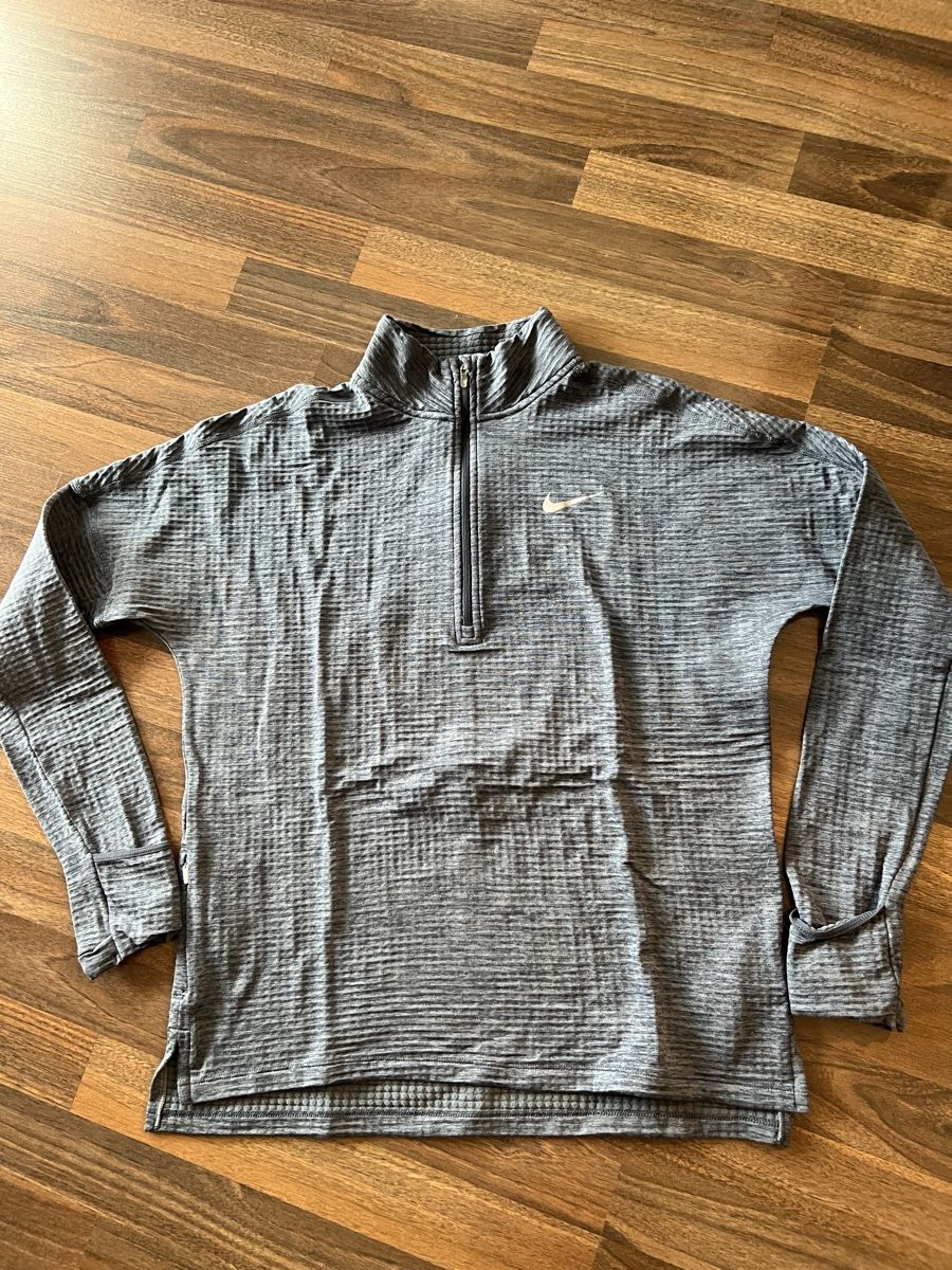 Nike Maglioni & Felpe: Laufpullover Nike Dri-Fit blau/grau Grösse M – Nuovo (secondo la descrizione) da Sargans venduto da SVENJA04