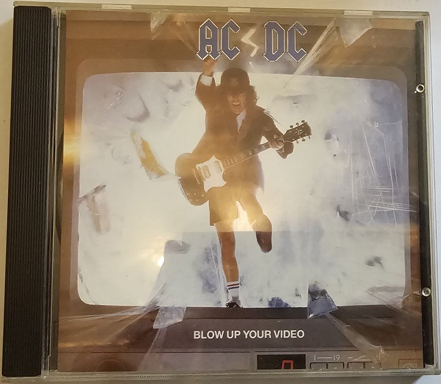 Puzzle AC/DC - Blow Up Your Video