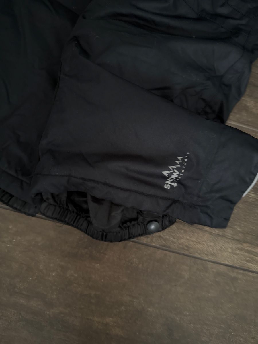 Pantaloni: Schöne schwarze Ski Hose Gr. 146/152 – Usato da Stallikon venduto da Sunday6 2