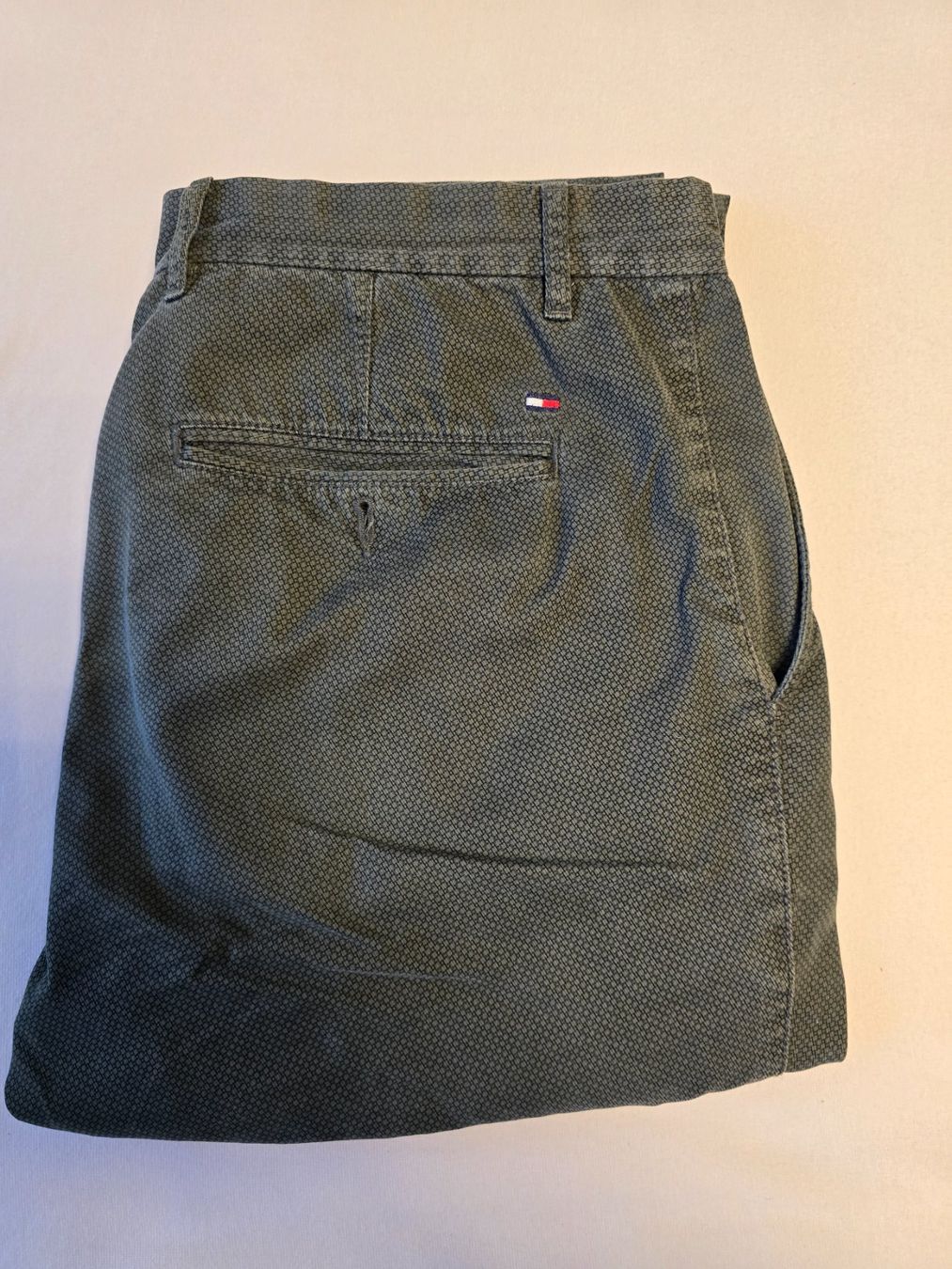 Tommy Hilfiger Jeans: Hose Tommy Hilfiger 32/32 – Usato da Visp venduto da cromb 1