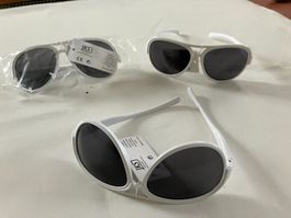 Sonnenbrillen modisch 3 Stück neu