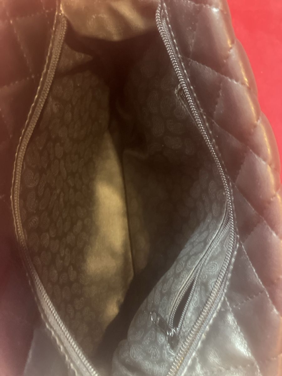 Borse da donna: Leder Handtasche schwarz mit Goldkette  – Usato da Muralto venduto da jac_hkz5 3