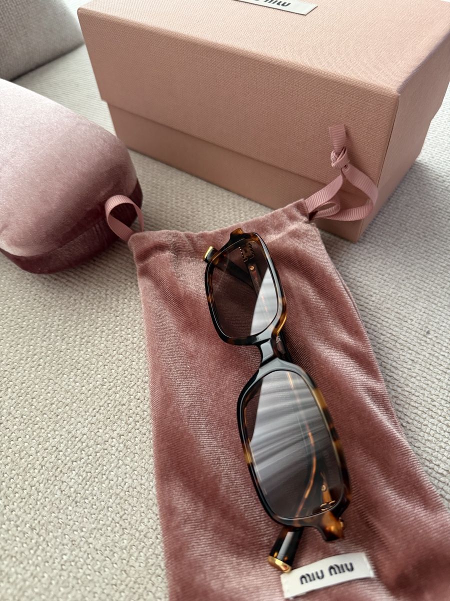 Miu Miu Brillen & Gläser: Miu Miu Sonnenbrille – Neu und originalverpackt aus Wädenswil von ine_gl2r 1