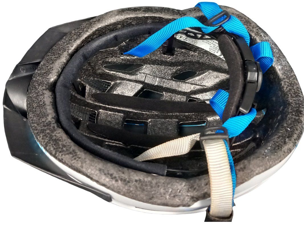 Uvex Caschi: UVEX Air Wing Velohelm – Usato da Hünenberg venduto da Restwert_Zug 3